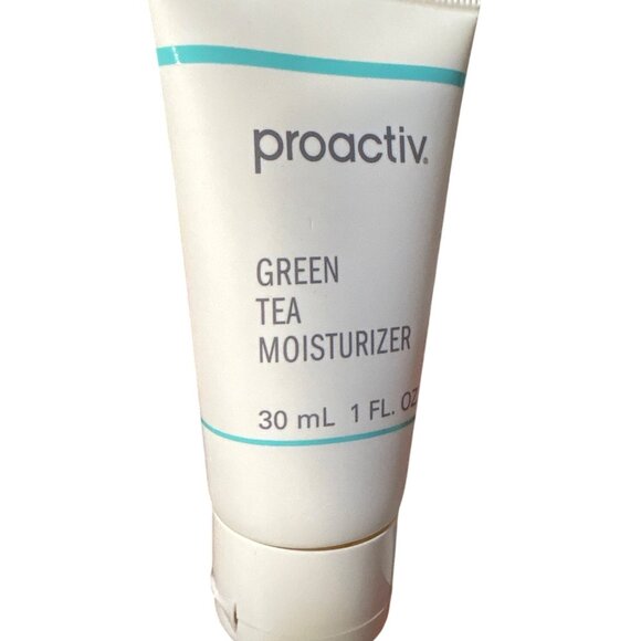 Proactiv Green Tea Moisturizer 30Ml & Eye Brightening Serum 15Ml Non-Comedogenic - Picture 3 of 5
